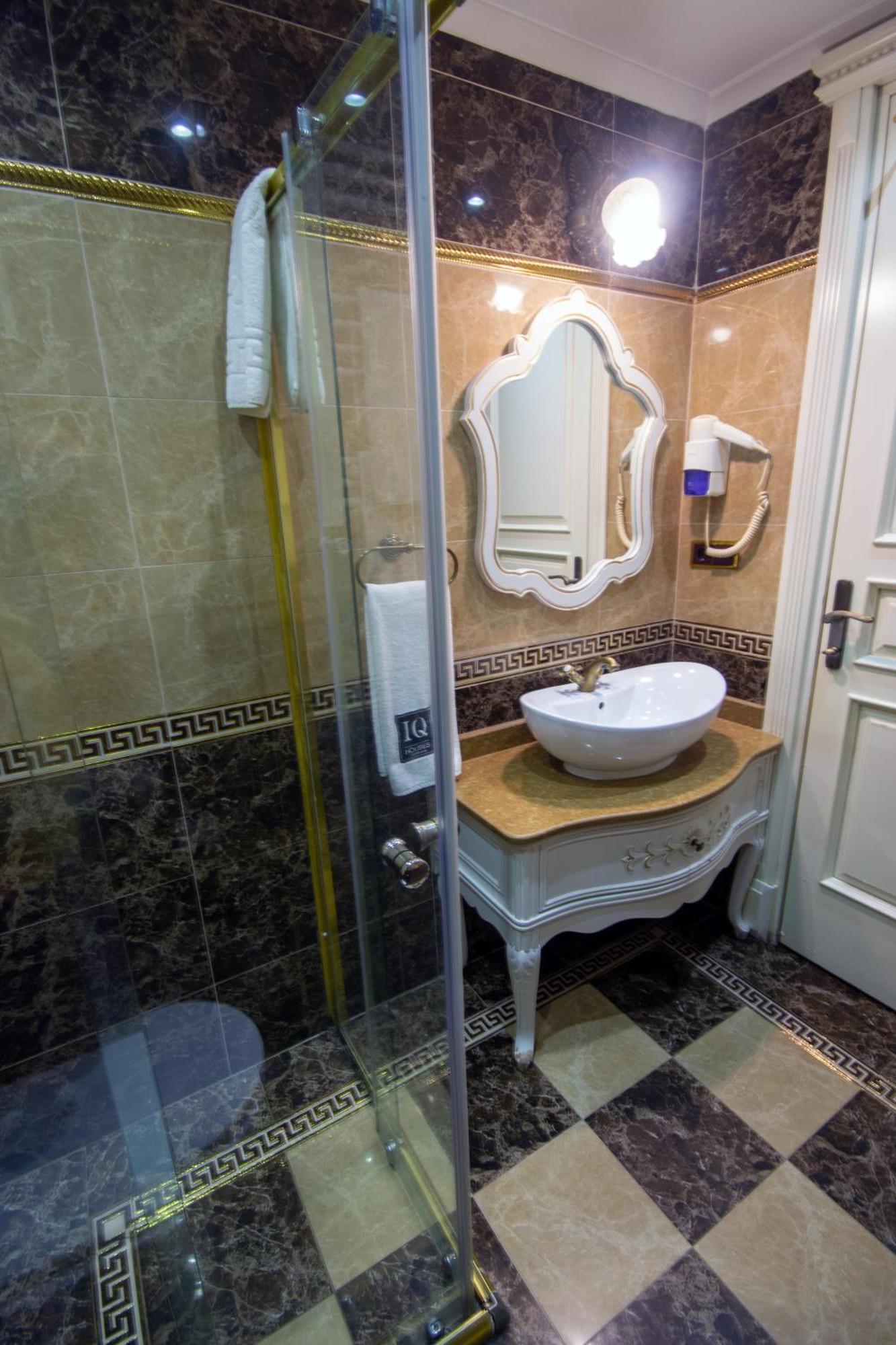Iq Hotel Istanbul Exterior foto