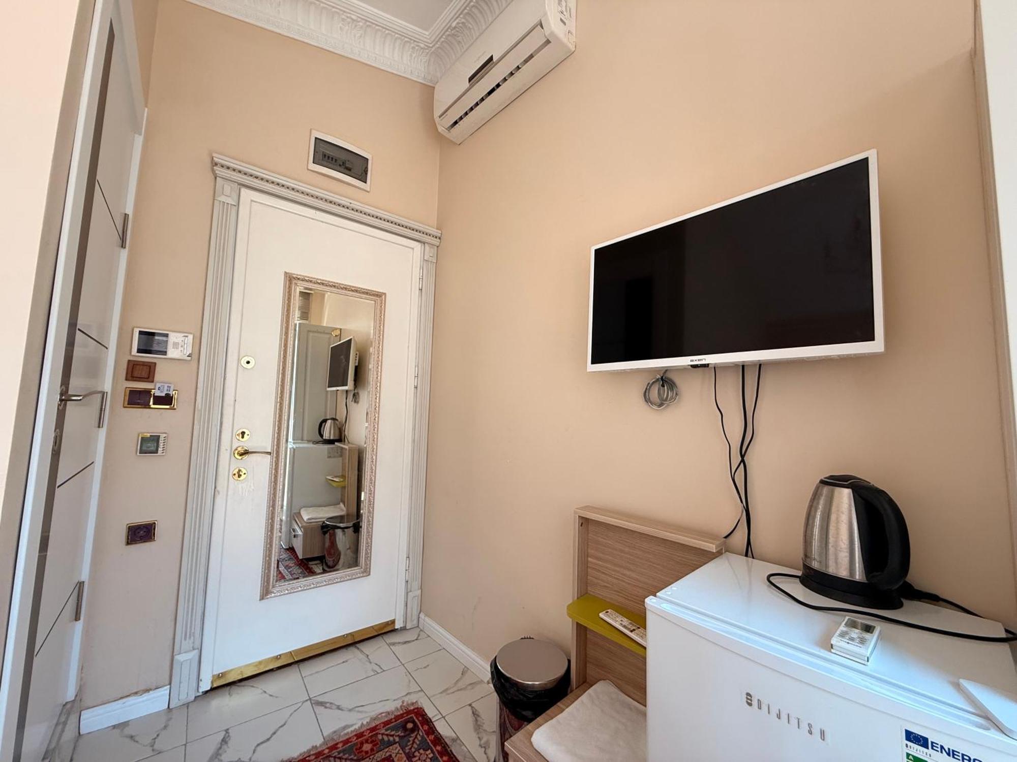 Iq Hotel Istanbul Exterior foto
